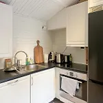 Feriehus 3 Bedroom Amazing In Nevlunghavn